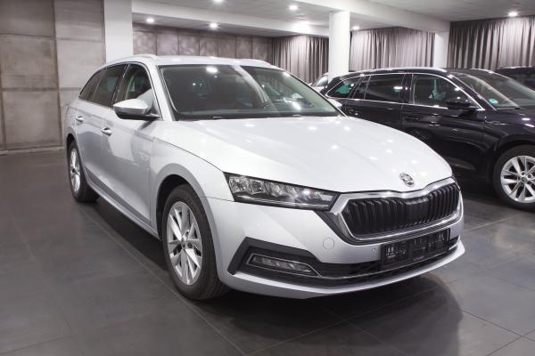Škoda Octavia 4 Combi Style 2.0 TDI 110kW DSG / Virtual Cockpit / ALU 17''+ zimní sada