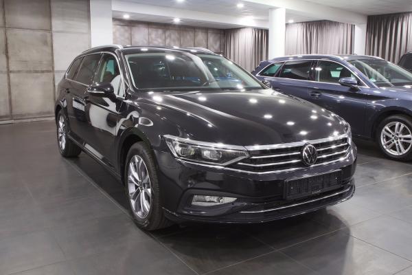 Volkswagen Passat B8 Variant Business 2.0 TDI 110kW DSG / Facelift / Matrix Led / Virtual cockpit / ALU 17''+ ALU 16''