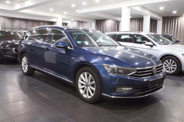 Volkswagen Passat B8 Variant Elegance 2.0 TDI 110kW DSG / Facelift / Matrix Led / ALU 17''
