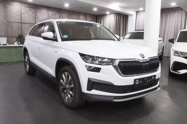 Škoda Kodiaq 2.0 TDI 147kW 4x4 DSG / Facelift / Virtual Cockpit / ALU 19''+ ALU 17''