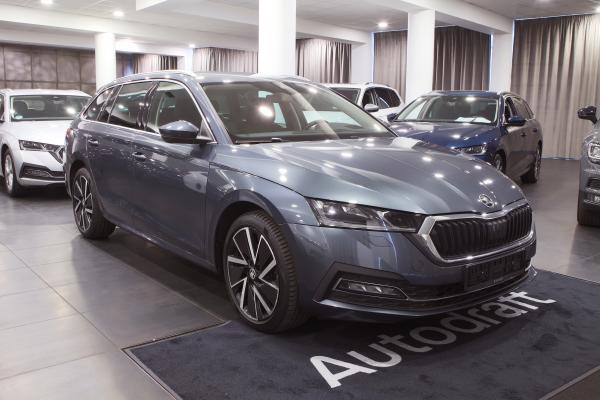 Škoda Octavia 4 iV Combi Style 1.4 TSI 150kW / Virtual cockpit / Matrix Led / ALU 18''