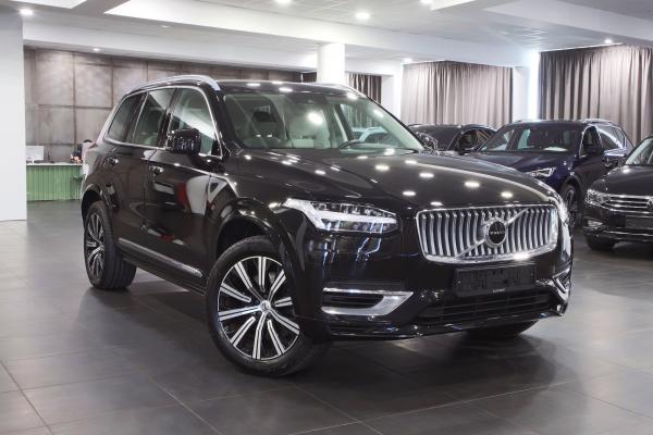 Volvo XC90 T8 Recharge AWD 223kW Inscription / Virtual Cockpit / Led / 2x ALU 20'' / 7-Míst