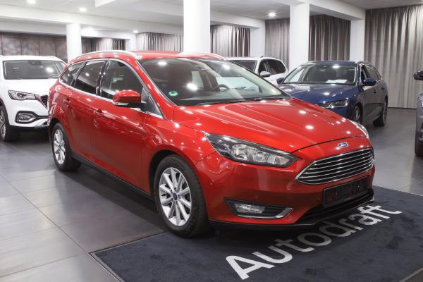 Ford Focus Turnier 1.5 TDCi 88kW / ALU 16''+ zimní sada