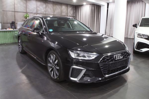 Audi A4 35 Avant 2.0 eTDI 120kW Aut. S-Line  / 2x sada ALU 18''