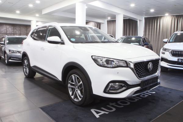 MG EHS PHEV Comfort 1.5 190kW AUT. / Virtual cockpit / ALU 18''