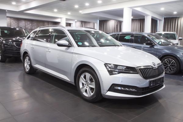 Škoda Superb 3 Combi 2.0 TDI 110kW DSG / Facelift / 2x sada ALU 16''