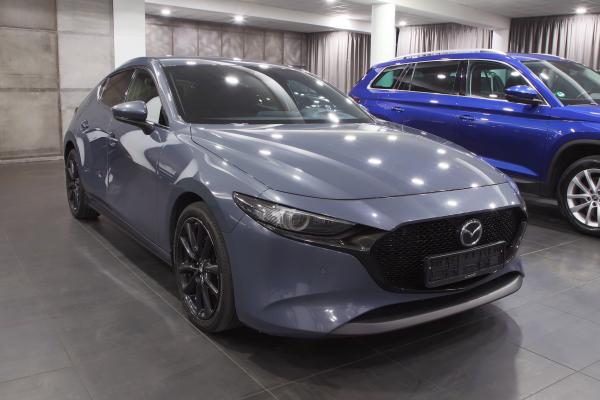 Mazda 3 2.0 Benzin 132kW GT Manual / Bose / ALU 18''