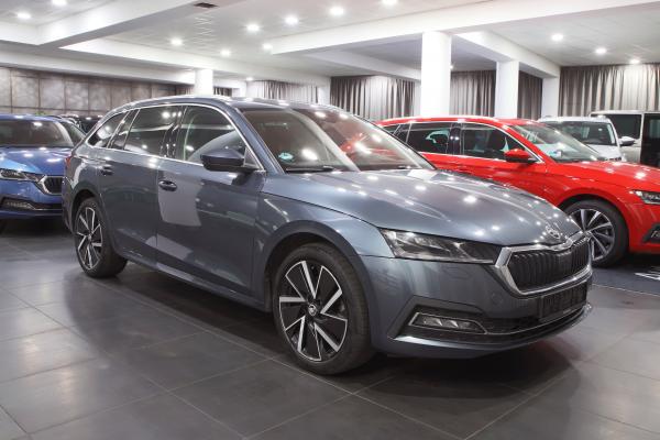 Škoda Octavia 4 iV Style 1.4 TSI 150kW DSG / Virtual Cockpit / ALU 18''