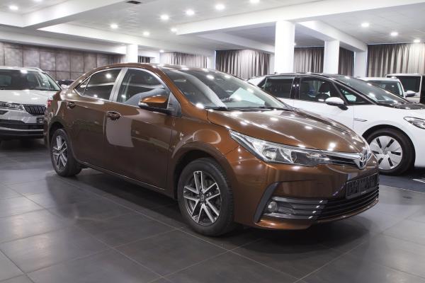 Toyota Corolla 1.6VVT-i 97kW Manual / ALU 16''+ střešní příčníky