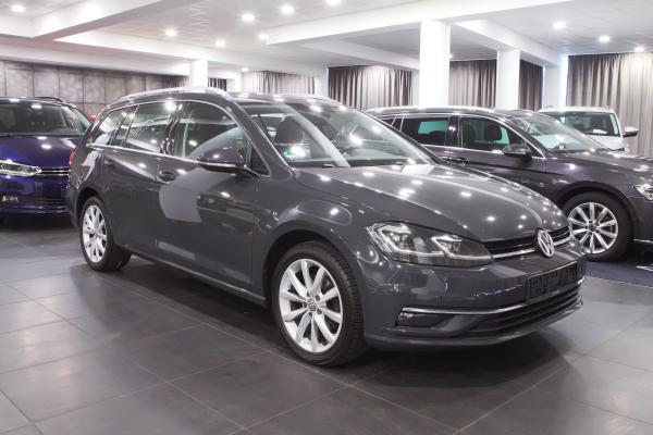 Volkswagen Golf 7 Variant Highline 2.0 TDI 110kW DSG / Webasto / ALU 17''+ ALU 16''