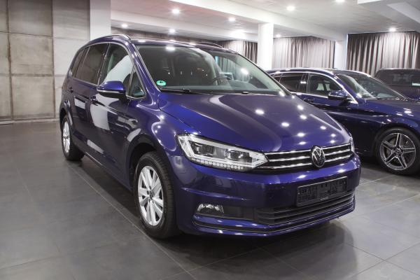 Volkswagen Touran Comfortline 2.0 TDI 110kW DSG / 2x sada ALU 16''