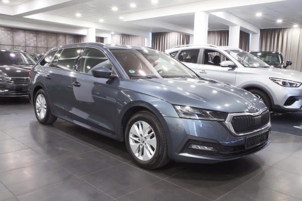 Škoda Octavia 4 Combi 2.0 TDI 110kW DSG / Virtual cockpit / ALU 18''+ zimní sada