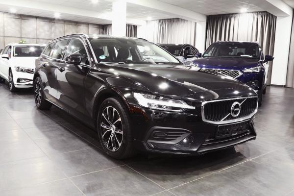 Volvo V60 B4 Diesel 145kW Geartronic Momentum / Virtual Cockpit  / 2x sada ALU 17''