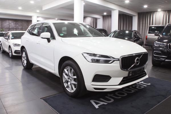 Volvo XC60 B4 AWD 2.0 145KW 4x4 Momentum / Virtual cockpit / 2x sada ALU 18''