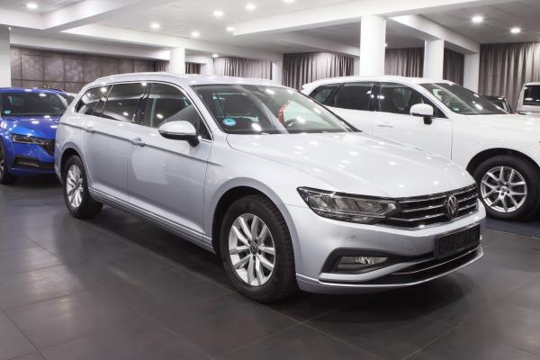 Volkswagen Passat B8 Variant Business 2.0 TDI 110kW DSG / Facelift / ALU