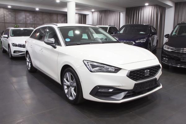 Seat Leon SP FR-Line 2.0 TDI 110kW DSG / Virtual cockpit / ALU 17''
