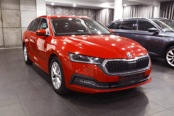 Škoda Octavia 4 Combi Style 2.0 TDI 110kW DSG / Virtual Cockpit / ALU 17''