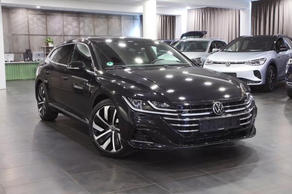 Volkswagen Arteon Shooting Brake 4Motion 2.0 TDI 147kW 4x4 DSG R-Line / Webasto / Virtual Cockpit / ALU 19''