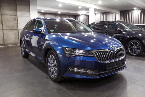 Škoda Superb 3 Combi Style 2.0 TDI 110kW DSG / Facelift / Virtual Cockpit / ALU 17''
