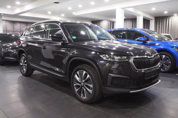 Škoda Kodiaq 2.0 TDI 147kW 4x4 DSG / Facelift / Webasto / Virtual Cockpit / ALU 19''+ zimní sada