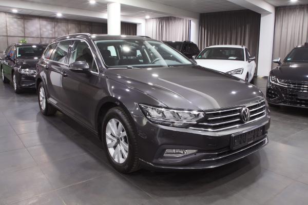 Volkswagen Passat B8 Variant 2.0 TDI 110kW DSG / Facelift / Webasto / ALU 16''
