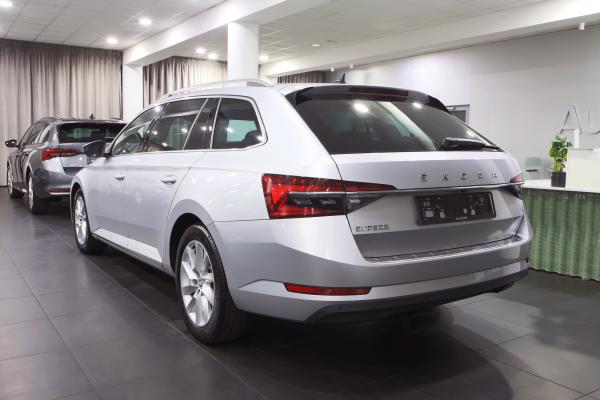 Škoda Superb 3 Combi Style 2.0 TDI 110kW DSG / ALU 17'' - 2