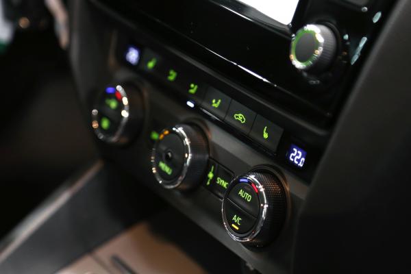 2017-img-6094-jpg-LfA39S.jpg