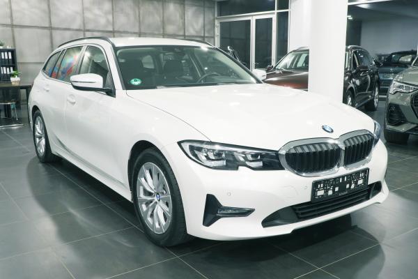 BMW 318d Touring 2.0 110kW Aut. / Webasto