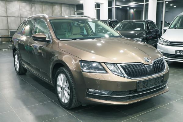 Škoda Octavia 3 Combi Style 1.4 TSI G-TEC 81kW / Webasto / Facelift