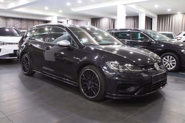 Volkswagen Golf Variant "R" 4x4 2.0 TSI 221kW DSG / ALU 18''/ R-line