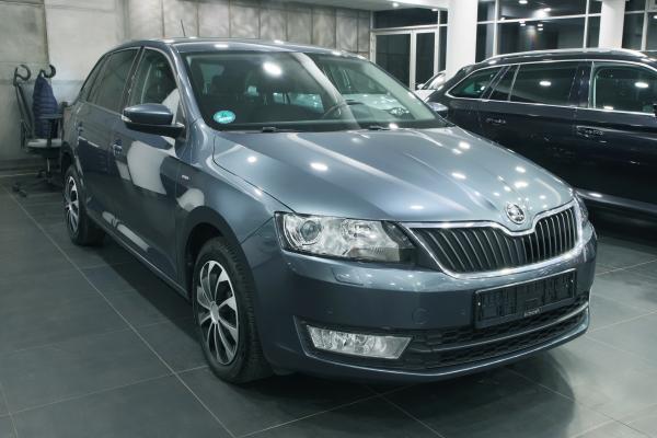 Škoda Rapid Spaceback 1.6 TDI 85kW