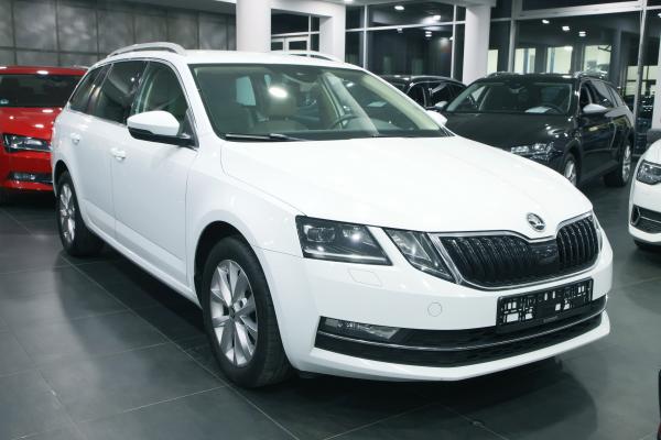 Škoda Octavia 3 Combi Style 2.0 TDI 110kW DSG / Facelift