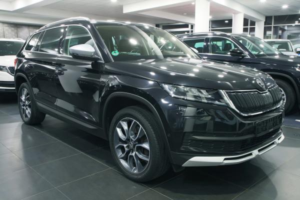 Škoda Kodiaq Scout 2.0 TDI 140kW DSG 4x4 / ALU 19''/ 7-Míst