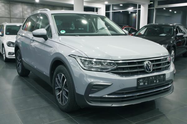 Volkswagen Tiguan 2.0 TDI 110kW DSG / Facelift 2020 / ALU 17''