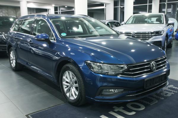Volkswagen Passat B8 Variant Business 2.0 TDI 110kW DSG / Facelift 2020