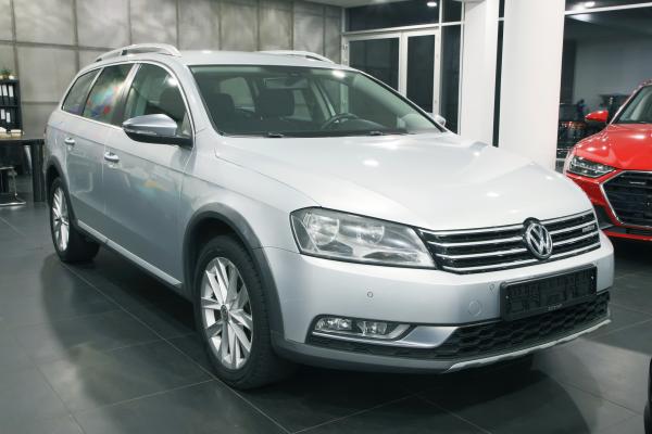 Volkswagen Passat B7 Alltrack 2.0 TDI 103kW / ALU 17''