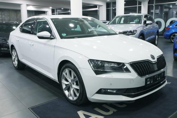 Škoda Superb 3 Lim. Style 2.0 TDI 110kW DSG / ALU 18''