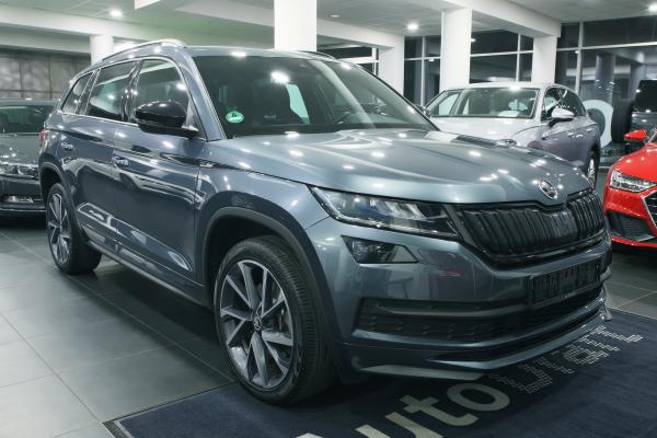 Škoda Kodiaq 2.0 TDI 140kW DSG 4x4 Sportline / Webasto / ALU 20''
