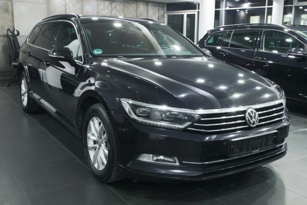 Volkswagen Passat B8 Variant Comfortline 2.0 TDI 110kW DSG / ALU 16''