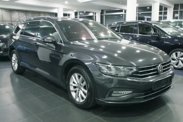 Volkswagen Passat B8 Variant Business 2.0 TDI 110kW DSG / Fecelift 2020 / ALU 16''