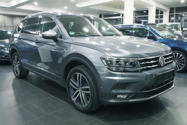 Volkswagen Tiguan Allspace Highline 4Motion 2.0 TDI 140kW DSG 4x4 / 7-míst / Virtual cockpit / ALU 19''+ ALU 18''