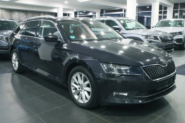 Škoda Superb 3 Combi Style 2.0 TDI 110kW DSG / ALU 17"