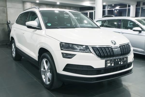 Škoda Karoq 2.0 TDI 110kW 4x4 DSG / ALU 17"