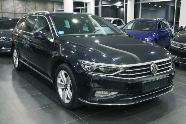 Volkswagen Passat B8 Variant Elegance 2.0 TDI 140kW DSG / Facelift 2020 / ALU 17"