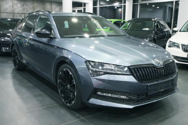 Škoda Superb 3 Combi 2.0 TDI 140kW DSG Sportline / Facelift 2020 / ALU 19''