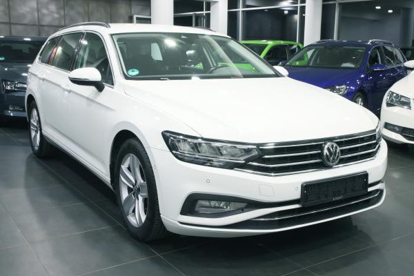 Volkswagen Passat B8 Variant Business 2.0 TDI 140kW DSG / Facelift 2020 / ALU 17''