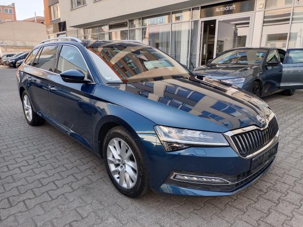 Škoda Superb 3 Combi Style 2.0 TDI 110kW DSG / Facelift 2020 / Matrix Led / ALU 17''+ ALU 16''