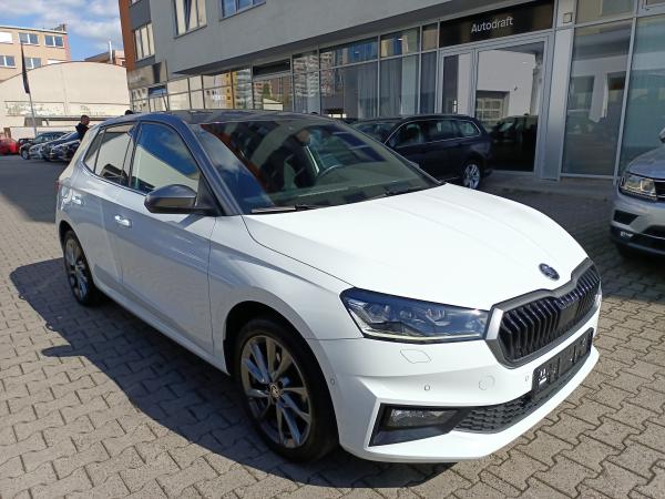 Škoda Fabia 1.0 81kW Style / Virtual Cockpit / Full Led / ALU 17'' + ALU 16''