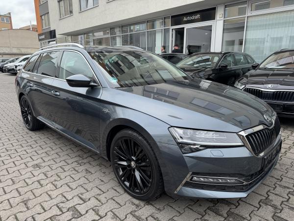 Škoda Superb 3 Combi 2.0 TDI 110kW DSG Laurin & Klement / Facelift / Matrix Led / Virtual Cockpit / Webasto / ALU 19''+ ALU 17''