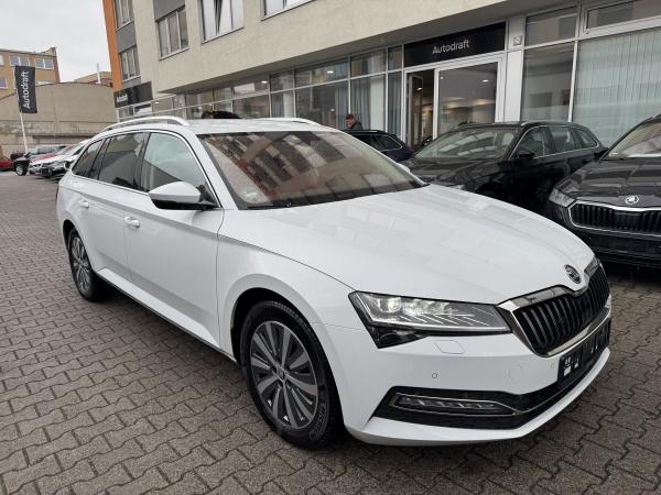 Škoda Superb 3 Combi Style 2.0 TDI 110kW DSG / facelift / Matrix Led / Virtual Cockpit / ALU 17''+ ALU 16''